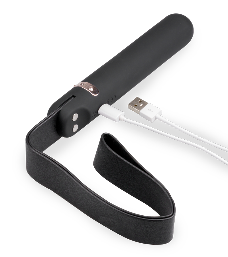 Ceinture de frappe avec manche vibromasseur