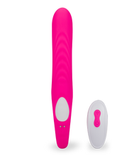 Charger l'image dans la galerie, Gode ceinture sans harnais télécommandé GirlBoss