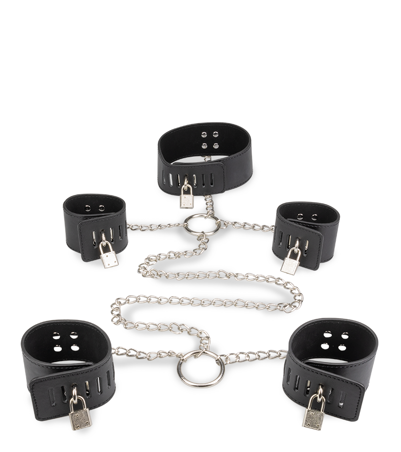 Menottes en croix et collier soumission