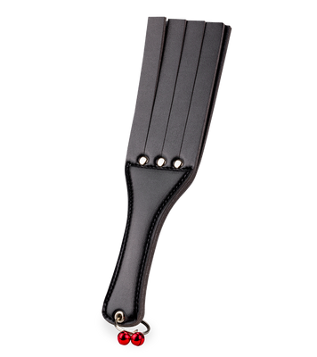 Paddle BDSM fendus avec grelots